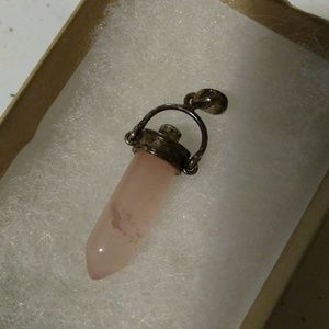 🌸Beautiful Rose Quartz necklace-pendant 🌸
